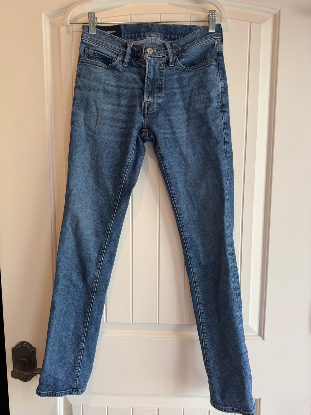 Abercrombie & Fitch Men's Skinny Stretch Straight Jeans Size 28Wx32L Medium Wash